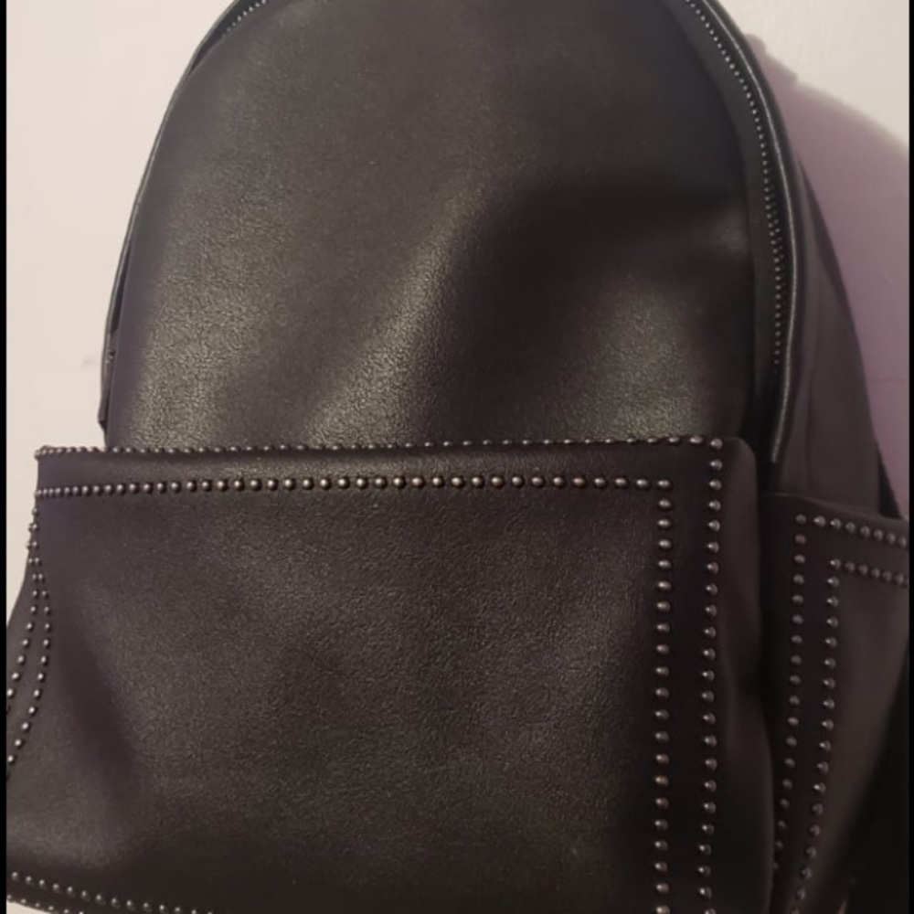 Urban Small-Mini Leather Backpack - Picture 3 of 6